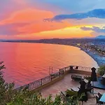 Hôtel La Pérouse Nice Baie des Anges