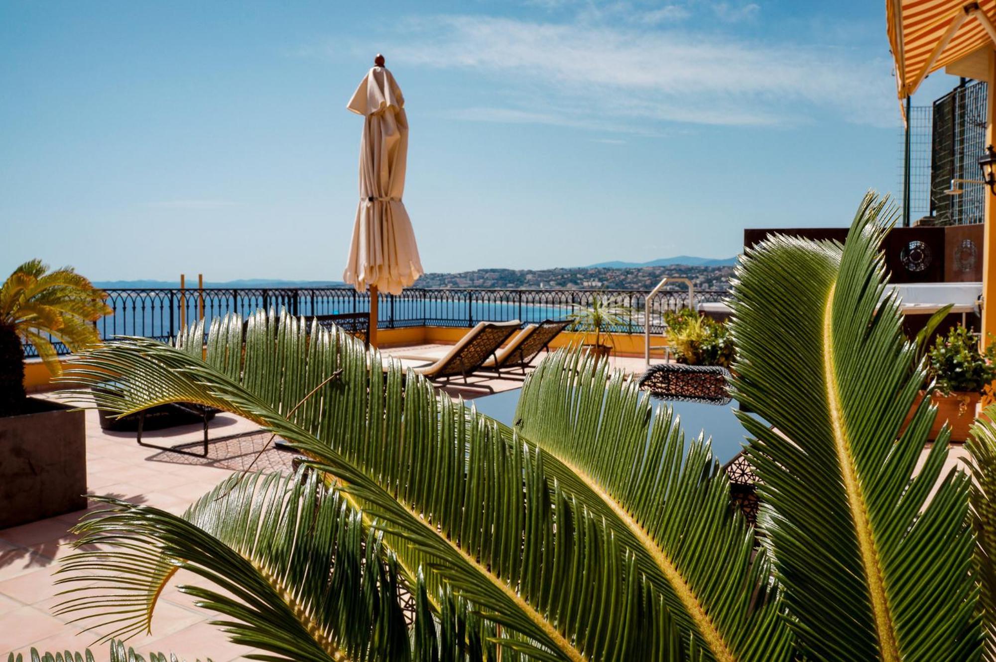 Hotel La Pérouse Baie Des Anges Nizza