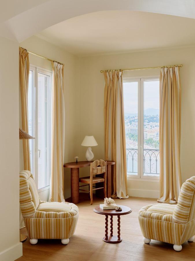 La Perouse Baie Des Anges Hotel 4*