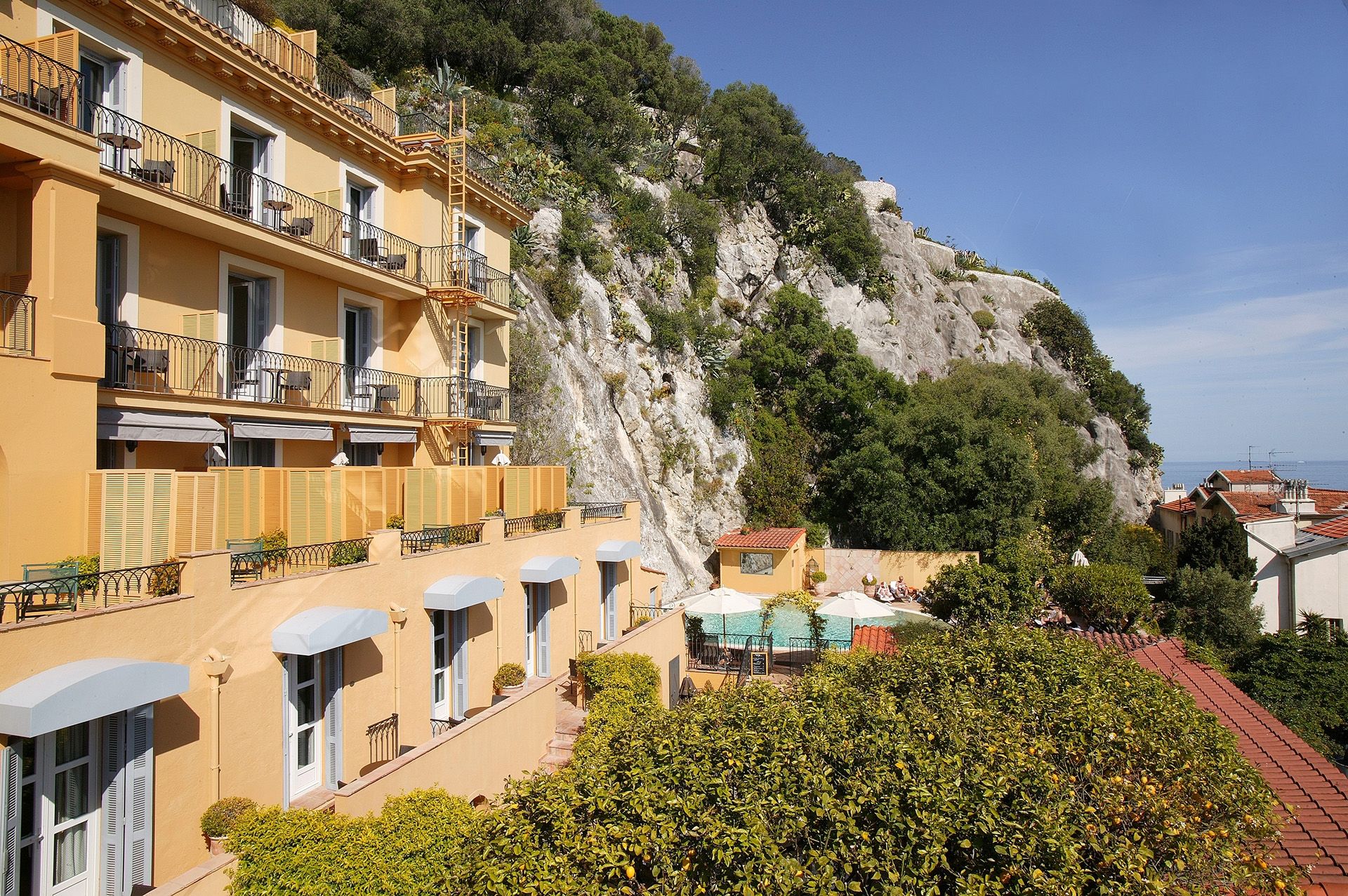 Hotel La Perouse Baie Des Anges 4*